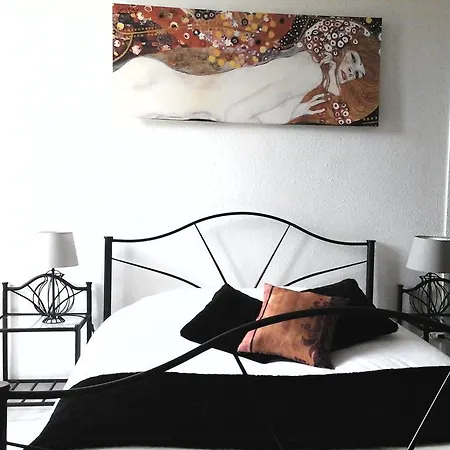 La Cle D'or Bed & Breakfast