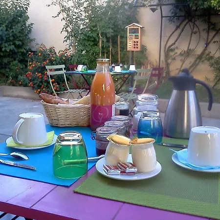 La Clé D'or Couette-café 3*